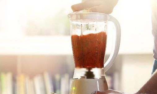 怎样使用家用的食物搅拌机，用它怎么制作美味？