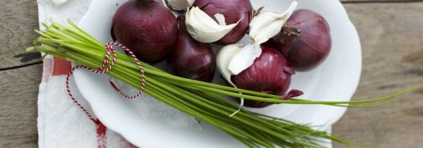 韭菜和大蒜能一起吃吗