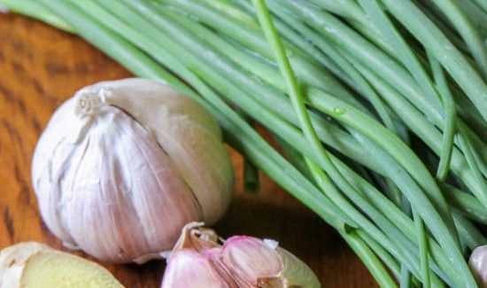 韭菜和大蒜能一起吃吗