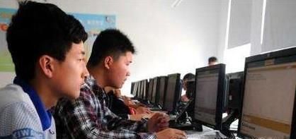 高考分数出来后如何选择学校和专业