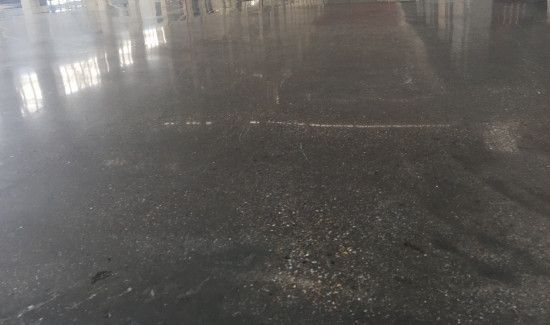 家里水泥地太脏怎么办