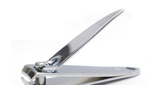 手指肚上扎了细小的刺怎么办