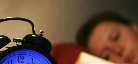 怎样去黑眼圈，怎样简单的去黑眼圈？