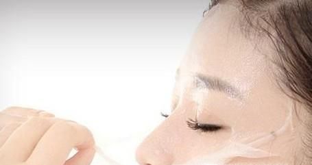 怎样去黑眼圈，怎样简单的去黑眼圈？