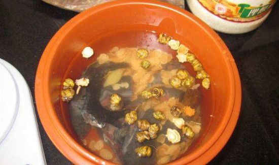 石斛花旗参炖鸡汤功效