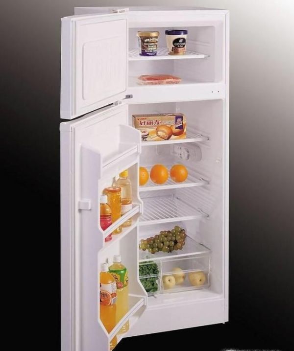 电冰箱功率，电冰箱怎么省电？