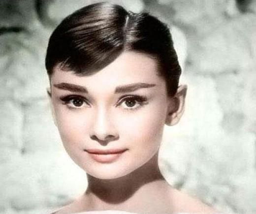 魅力超凡的短发女星有哪些？