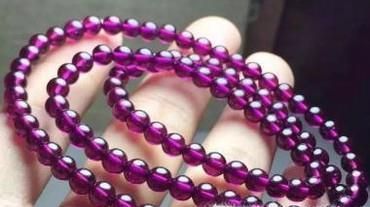 什么因素决定了石榴石的价格