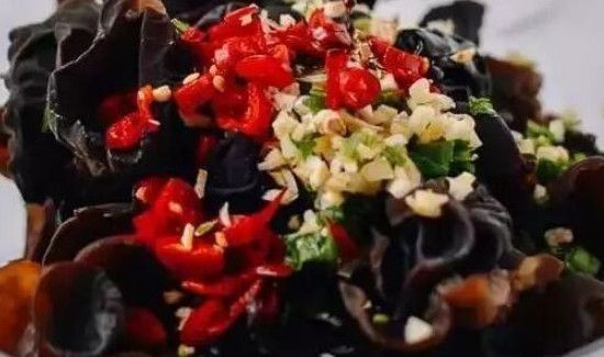 凉拌好的木耳隔夜还能吃吗