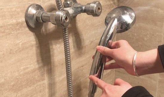 洗澡水压力小怎么增压