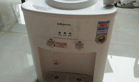 沁园饮水机不出热水怎么办