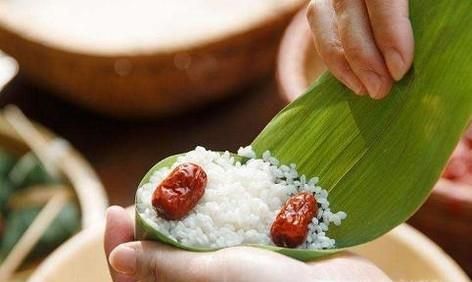 端午节包粽子的方法与步骤