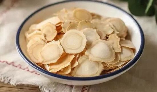 西洋参和蜂蜜一起泡水喝可以吗