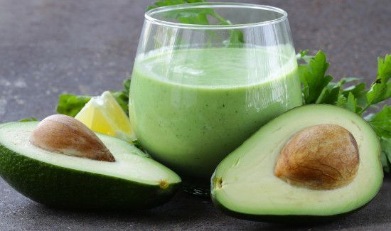 牛油果切开有黑斑还能吃吗