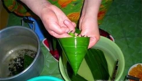 教你如何包粽子(不漏米)