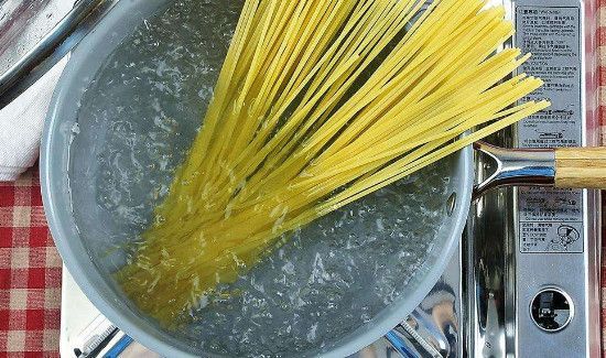 意大利面煮之前要泡吗