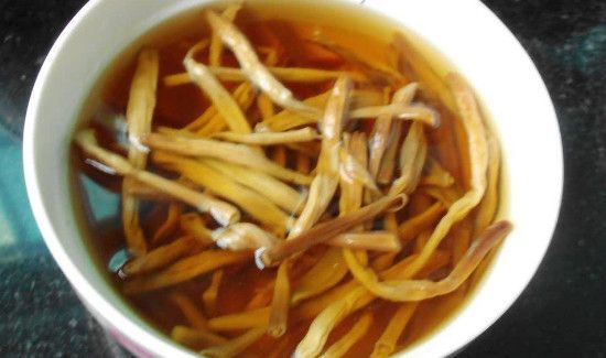 黄花菜泡了一夜能吃吗