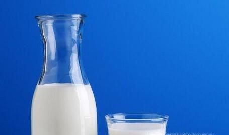 纯牛奶的正确饮用方法