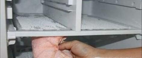 冰箱抽屉冻住了怎么办