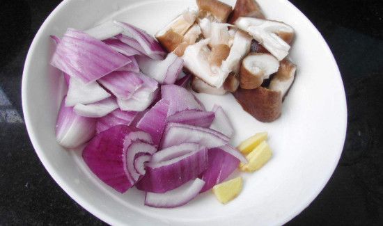 香菇洋葱能一起吃吗