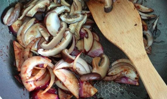 香菇洋葱能一起吃吗