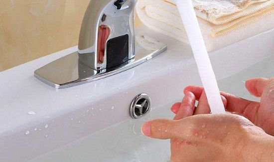 草酸弄到皮肤会烂吗