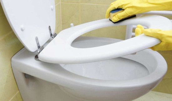 马桶坑里存水少怎么办