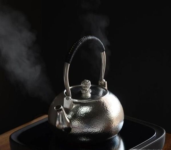 如何让生锈发黑的铜或铜币光亮如新？