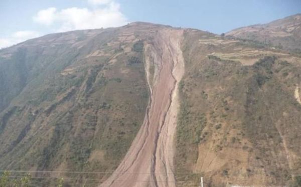 遇到泥石流我们怎么办？