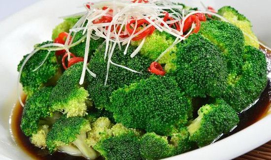 西兰花和土豆能一起吃吗