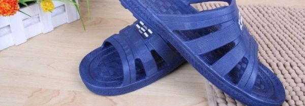 拖鞋穿久了为什么会黑