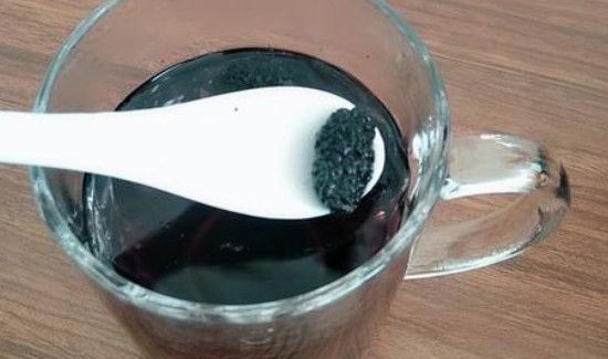 桑葚泡水喝的禁忌