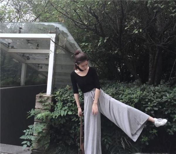 运动阔腿裤如何搭配
