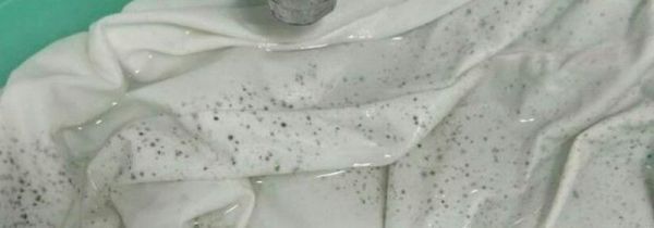 梅雨季节衣服发霉怎么办