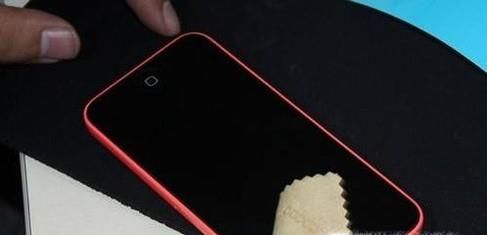 如何处理手机屏幕的划痕