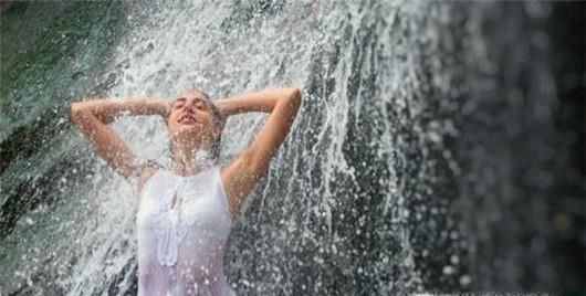 哪些人群不能洗冷水澡？夏季如何健康洗冷水澡？