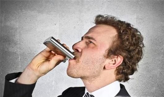 哪些人群不能洗冷水澡？夏季如何健康洗冷水澡？