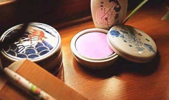 庸脂俗粉是什么意思