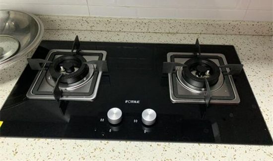 煤气灶不打火怎么办有电火花