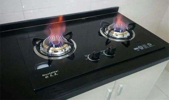 煤气灶打火不出气原因和处理方法