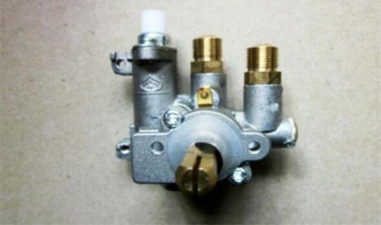 煤气灶有气有电打不着火怎么处理