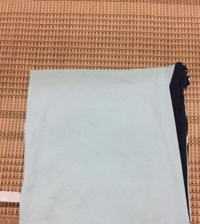 怎样叠衣服？怎样快速的叠T恤