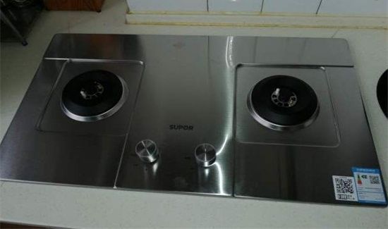 燃气灶着火10秒后熄灭怎么办