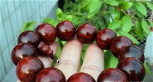 小叶紫檀变黑了怎么办