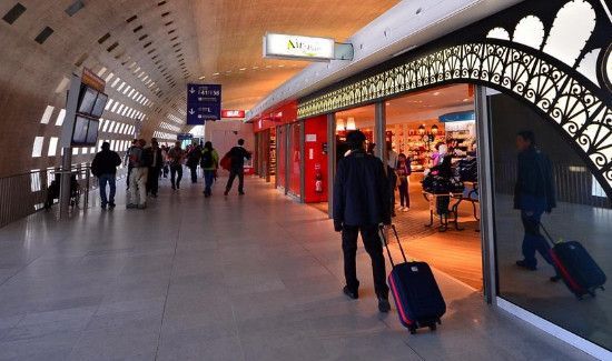 机场行李托运流程