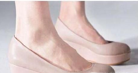 怎样穿高跟鞋脚不疼