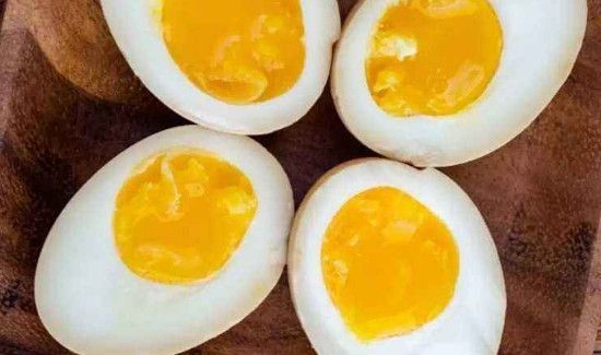 荔枝可以和蛋一起吃吗