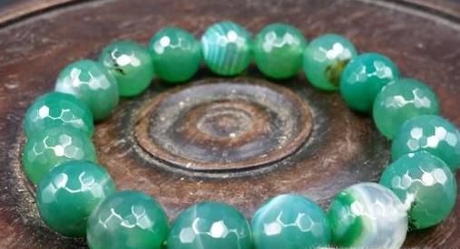 绿玛瑙的鉴别方法