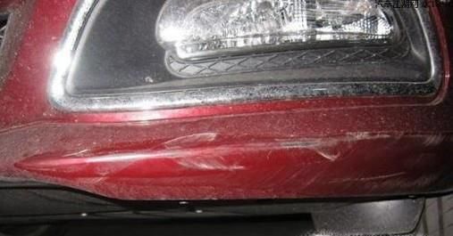 汽车被刮划了怎么办