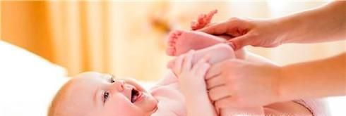 教你轻松给宝宝抚触按摩